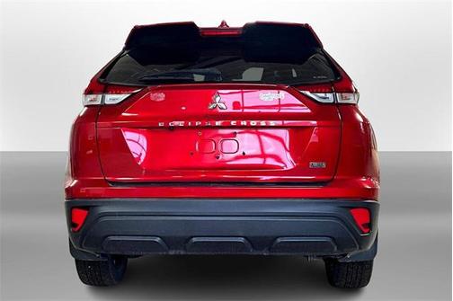 2022 Mitsubishi Eclipse Cross LE