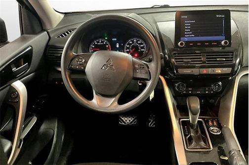 2022 Mitsubishi Eclipse Cross LE