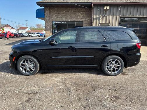 DB Black Clearcoat 2026 Dodge Durango GT Plus