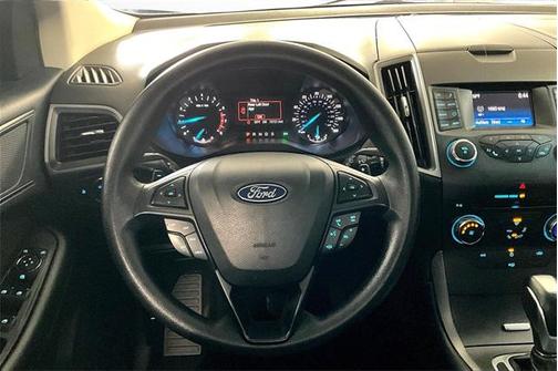 2018 Ford Edge SE