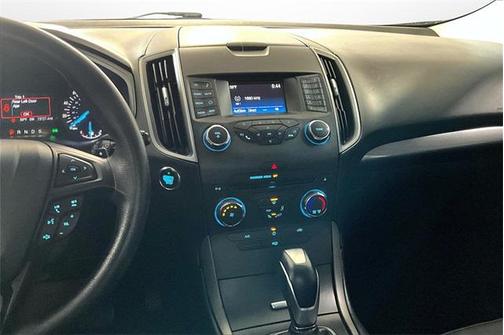 2018 Ford Edge SE