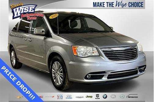 2014 Chrysler Town & Country Touring-L