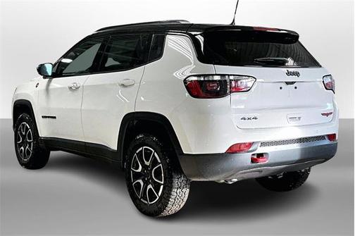 2026 Jeep Compass Trailhawk