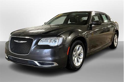 2021 Chrysler 300 Touring