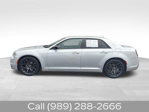 2019 Chrysler 300 Touring