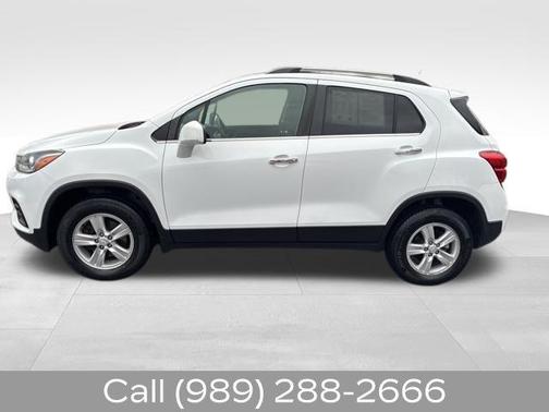 Summit White 2018 Chevrolet Trax LT