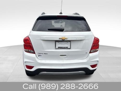 Summit White 2018 Chevrolet Trax LT