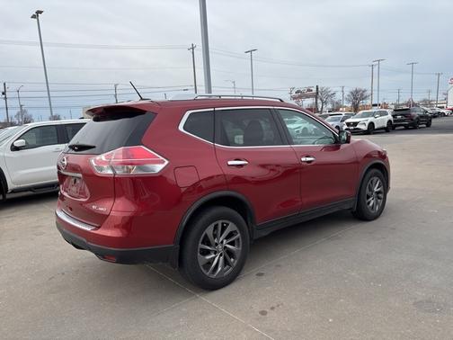 2016 Nissan Rogue SL