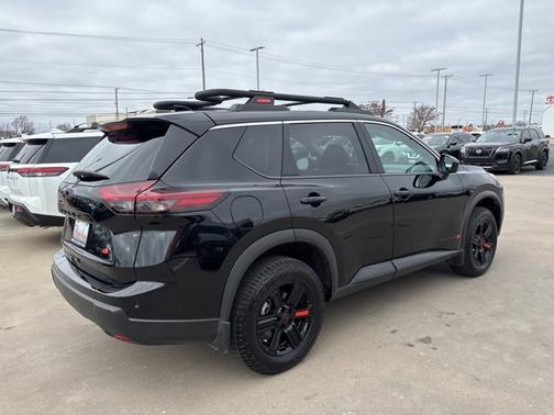 2025 Nissan Rogue Rock Creek