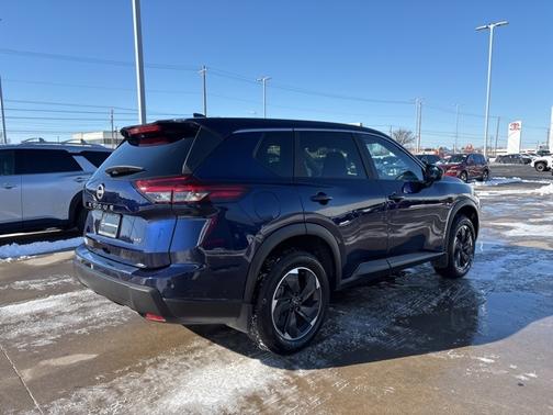 2025 Nissan Rogue SV