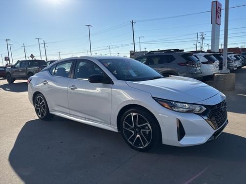 2025 Nissan Sentra SR