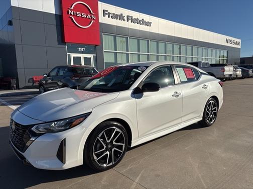 2025 Nissan Sentra SR