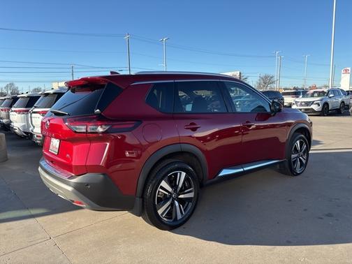 2021 Nissan Rogue SL