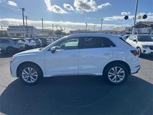 2023 Audi Q3 Premium 45 TFSI S line quattro Tiptronic