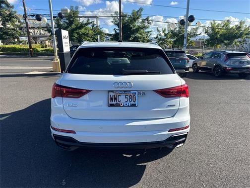2023 Audi Q3 Premium 45 TFSI S line quattro Tiptronic