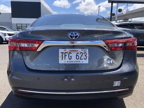 2017 Toyota Avalon Hybrid Limited