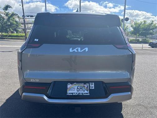 2024 Kia EV9 Land