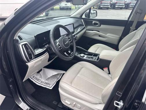 2025 Kia Sorento Hybrid EX