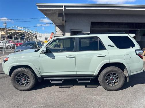 2022 Toyota 4Runner TRD Off Road Premium