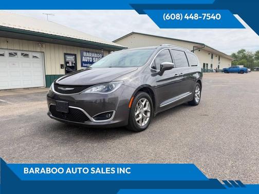 Granite Crystal Metallic Clear Coat 2017 Chrysler Pacifica Limited