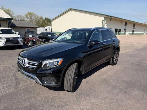Jet Black 2016 Mercedes-Benz GLC 300 4MATIC