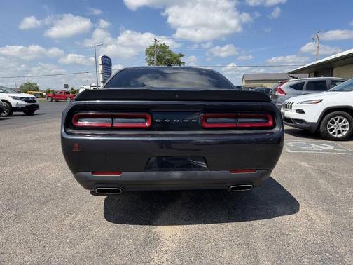 Maximum Steel Metallic Clearcoat 2018 Dodge Challenger SXT
