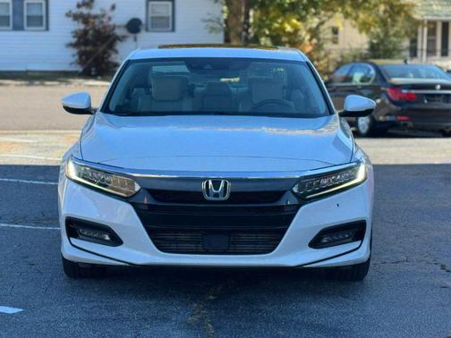 2019 Honda Accord Touring 2.0T