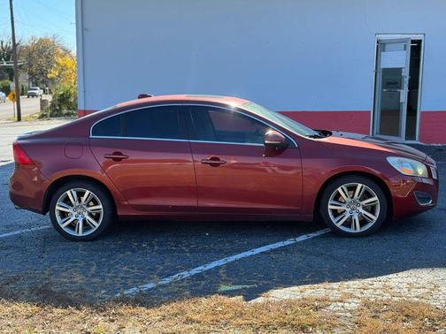2011 Volvo S60 T6