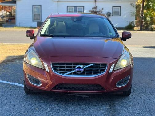 2011 Volvo S60 T6