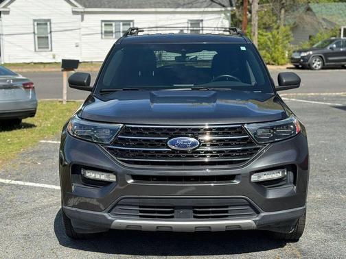 Magnetic Metallic 2020 Ford Explorer XLT