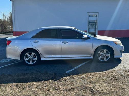 2013 Toyota Camry SE