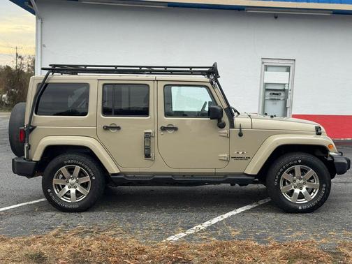 2017 Jeep Wrangler Unlimited Sahara