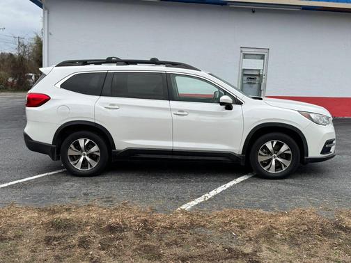 2019 Subaru Ascent Premium 8-Passenger