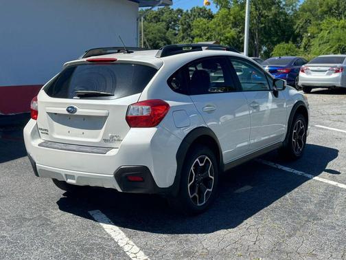 Crystal White Pearl 2015 Subaru XV Crosstrek 2.0i Premium