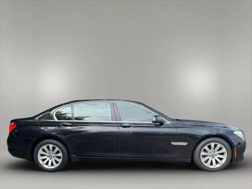 2011 BMW 750 Li xDrive