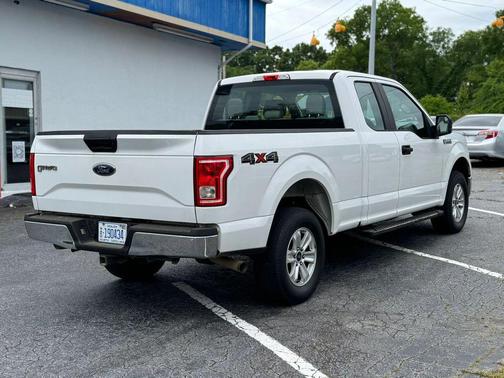 Oxford White 2017 Ford F-150 XL