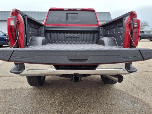 2025 GMC Sierra 2500 SLT