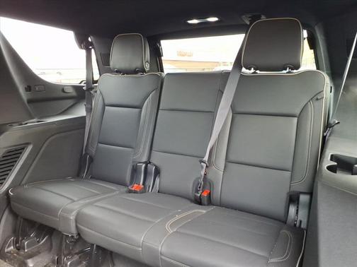 Onyx Black 2024 GMC Yukon SLT