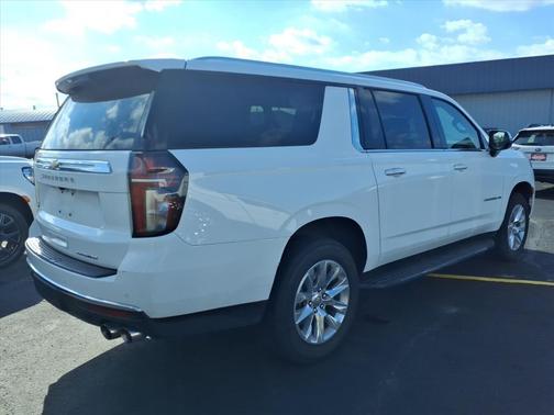 2024 Chevrolet Suburban Premier