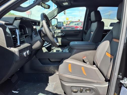 2025 GMC Sierra 2500 AT4