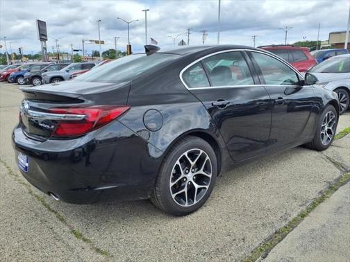 2017 Buick Regal Turbo Sport Touring