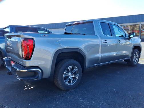 Sterling Metallic 2026 GMC Sierra 1500 SLE