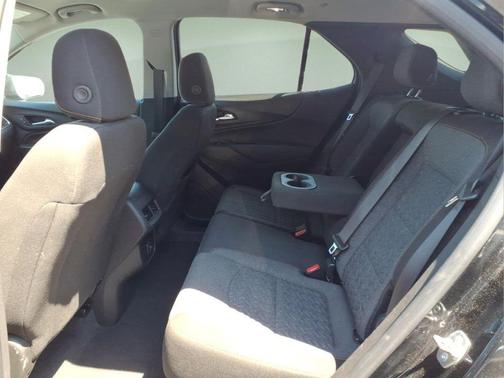 Mosaic Black Metallic 2024 Chevrolet Equinox 1LT