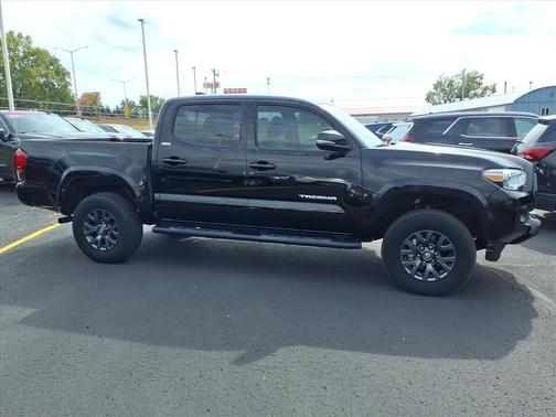 2023 Toyota Tacoma SR5