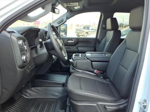 2025 GMC Sierra 2500 Base