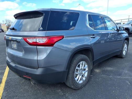 Satin Steel Metallic 2020 Chevrolet Traverse LS