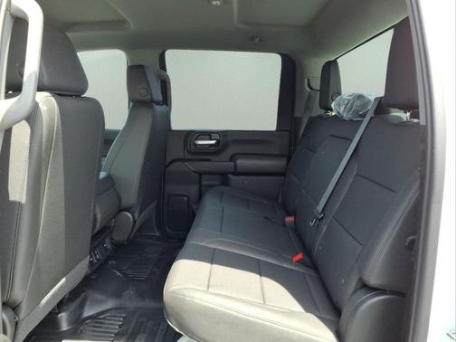 Summit White 2026 GMC Sierra 2500 Pro