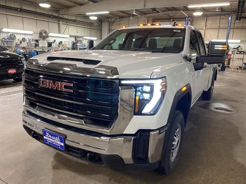 2025 GMC Sierra 2500 Base