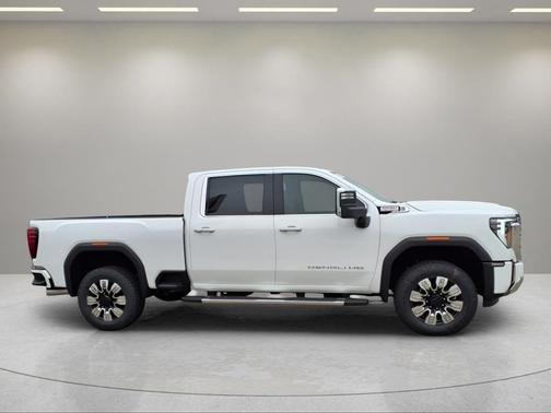 Summit White 2025 GMC Sierra 2500 Denali
