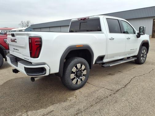 2025 GMC Sierra 2500 Denali